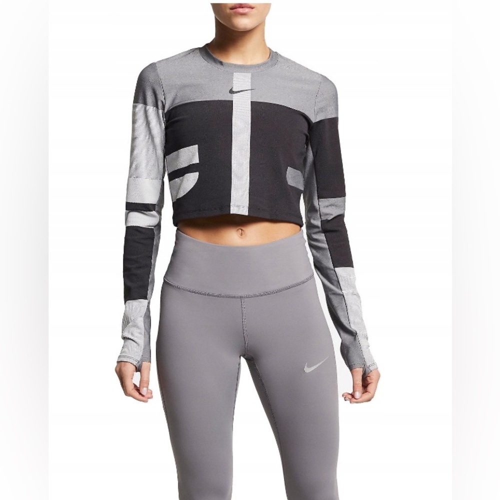 New Nike Women’s Tech Pack Cropped Running Long Sleeve